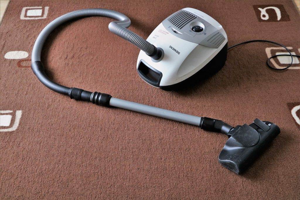 How Often Should Carpets Or Rugs Be Professionally Cleaned?